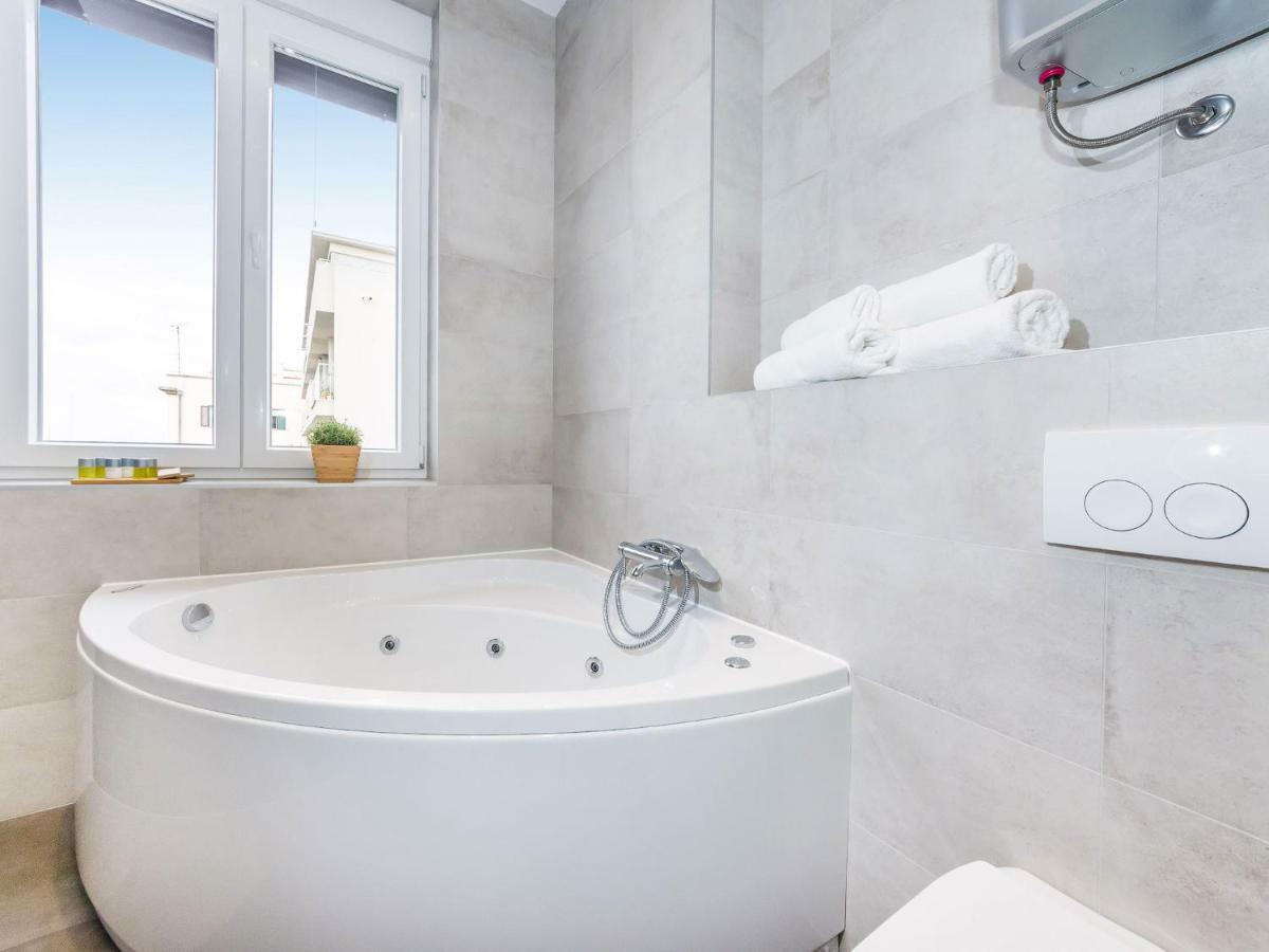 Apartments Withlove Zadar Ngoại thất bức ảnh